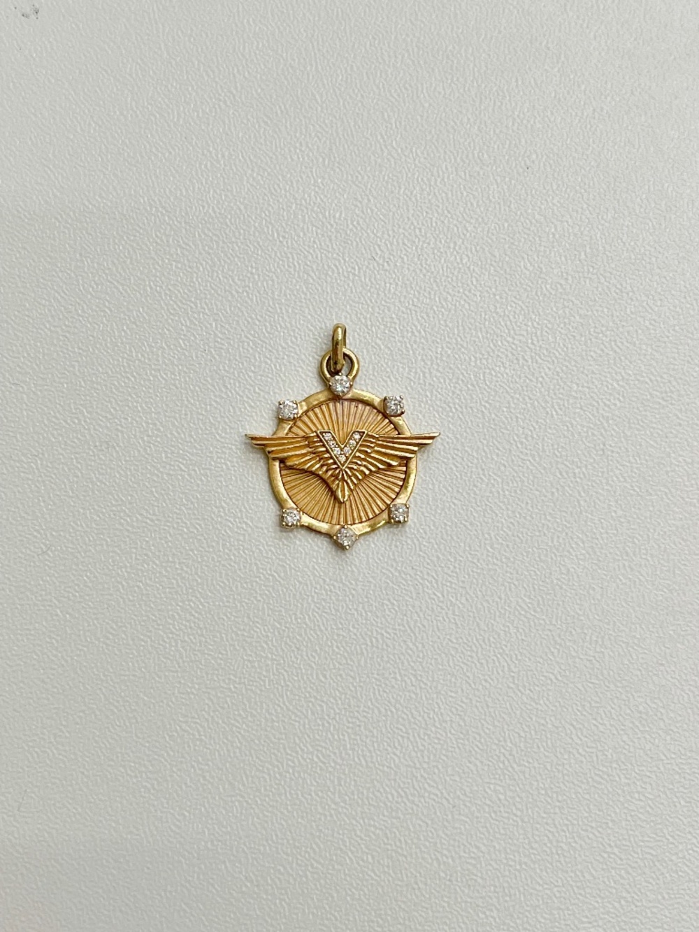 Foundrae 18K Diamonds Vivacity Medallion Pendant